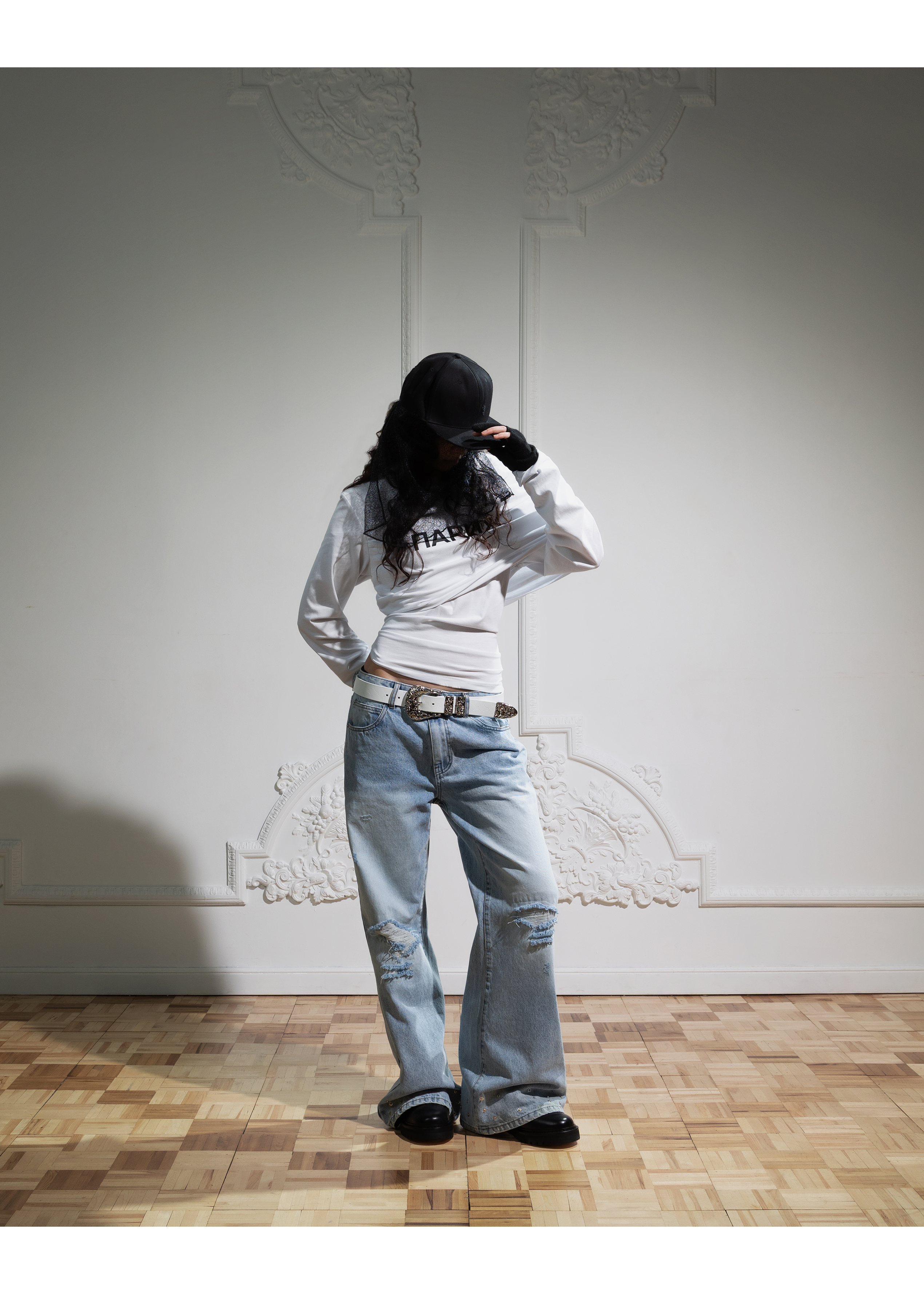 PARIS LONGSLEEVE in WHITE